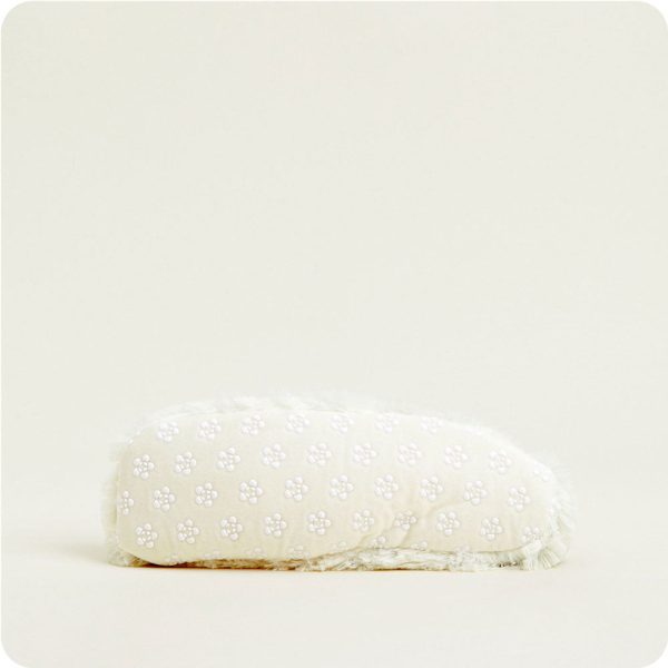 FW-SLI-1-Cream-Slippers-06-Crop_9a2d8782-994b-4ec2-a76c-058d16cb56c6